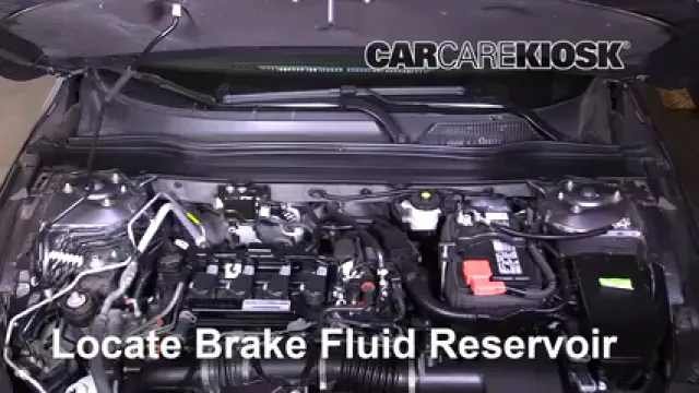 2018 Honda Accord LX 1.5L 4 Cyl. Turbo Liquide de frein Contrôler le niveau de liquide de frein